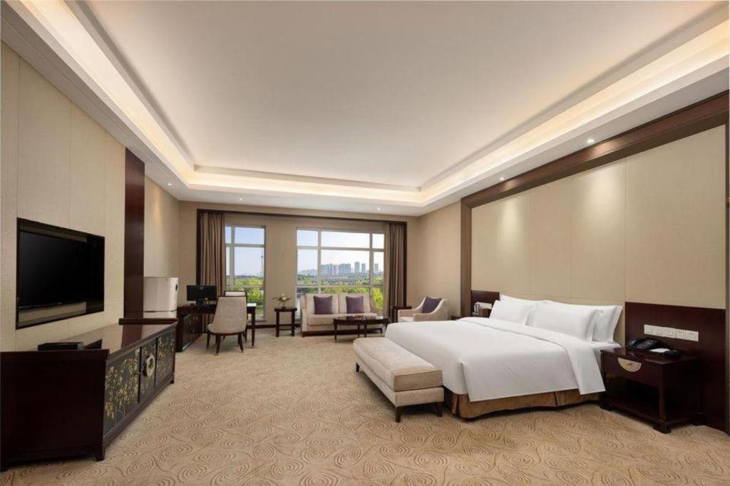 Linyi Blue Horizon International Hotel Yi He Exterior foto