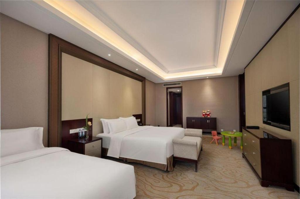 Linyi Blue Horizon International Hotel Yi He Exterior foto